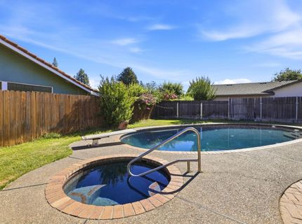 8077 Caribbean Way, Sacramento, CA 95826 Photo