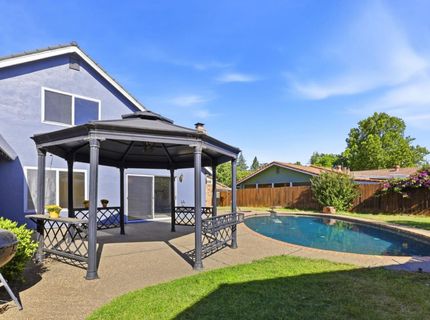 8077 Caribbean Way, Sacramento, CA 95826 Photo