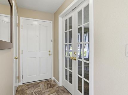 8077 Caribbean Way, Sacramento, CA 95826 Photo