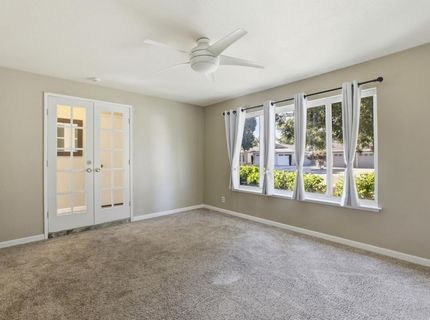 8077 Caribbean Way, Sacramento, CA 95826 Photo