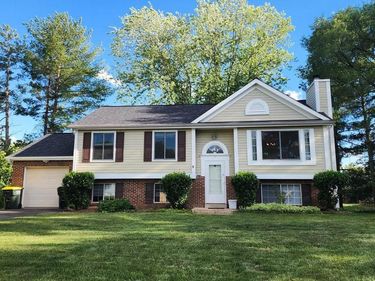 3827 DITTANY COURT, CHANTILLY, VA 20151