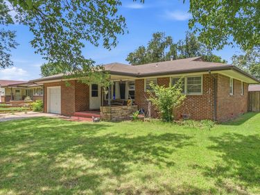 1302 W Fultz St, Wichita, KS 67217