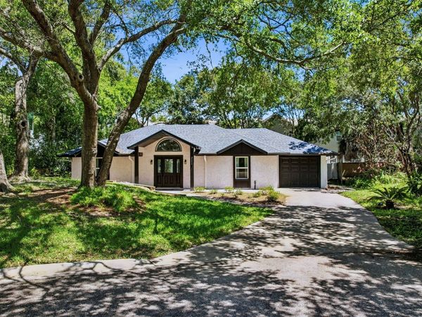 2695 OCEAN Drive , Fernandina Beach, FL 32034