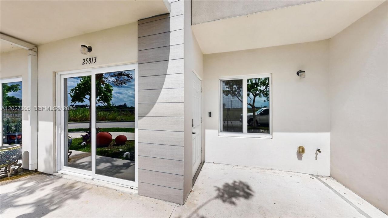 25813 SW 145th Ave , Homestead, FL 33032 Photo