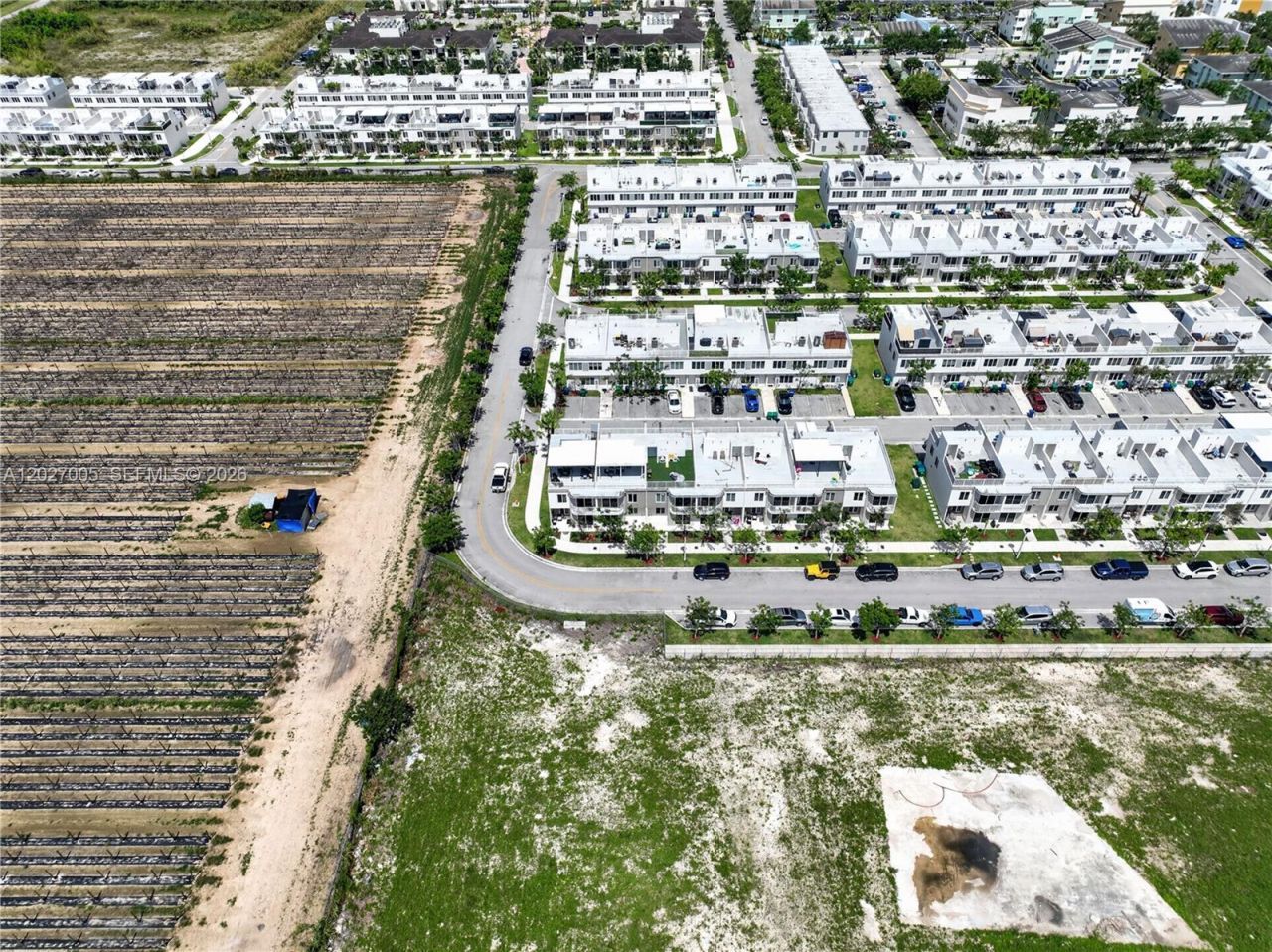 25813 SW 145th Ave , Homestead, FL 33032 Photo