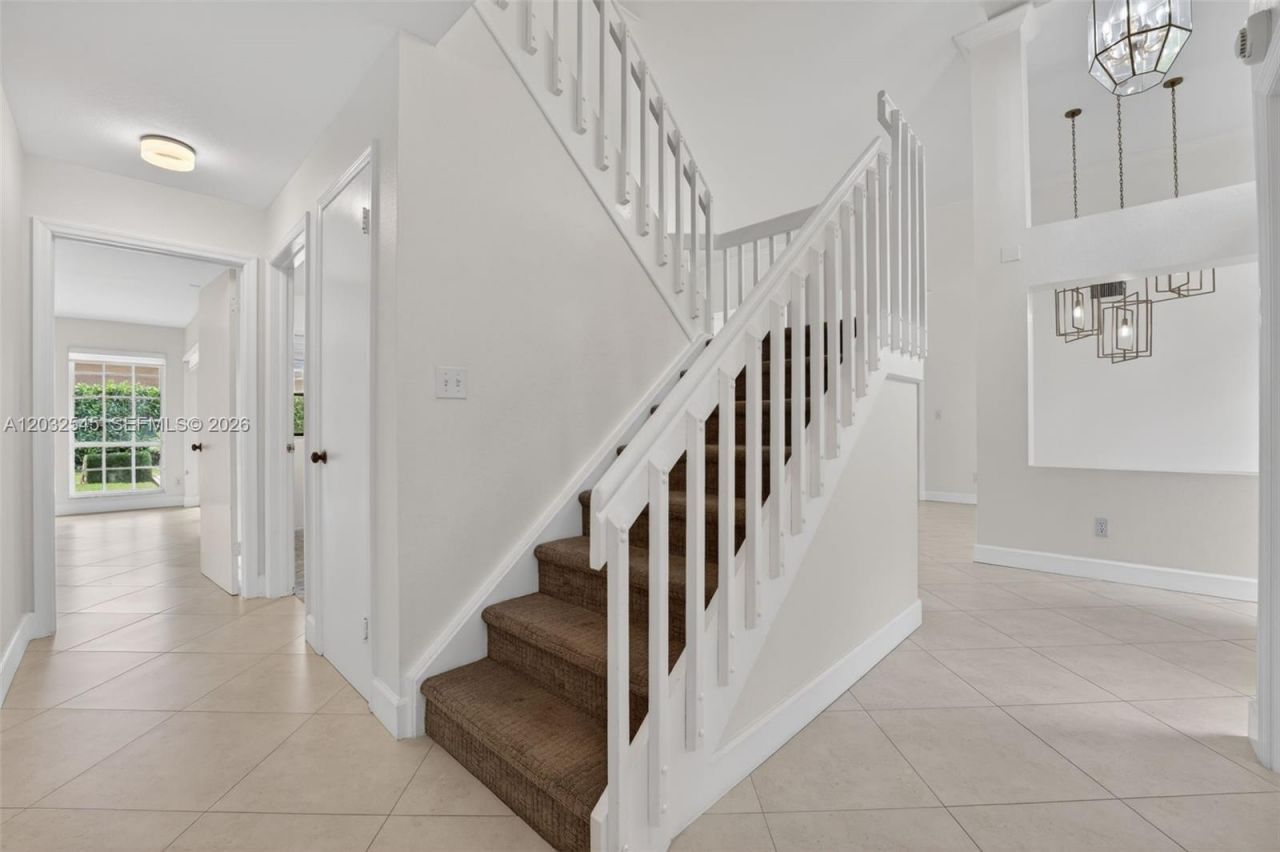 8224 SW 178th Ter, Palmetto Bay, FL 33157 Photo