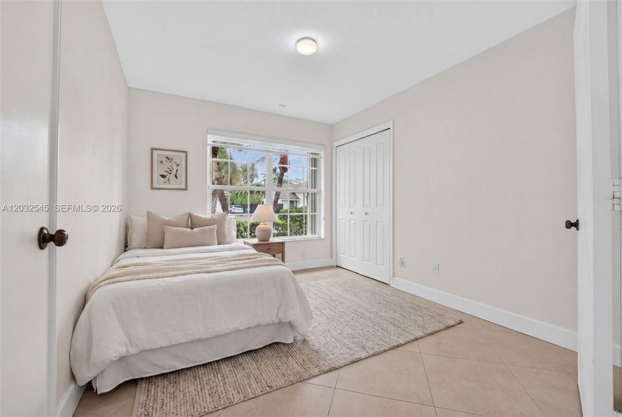 8224 SW 178th Ter, Palmetto Bay, FL 33157 Photo