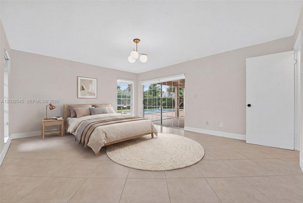 8224 SW 178th Ter, Palmetto Bay, FL 33157 Photo
