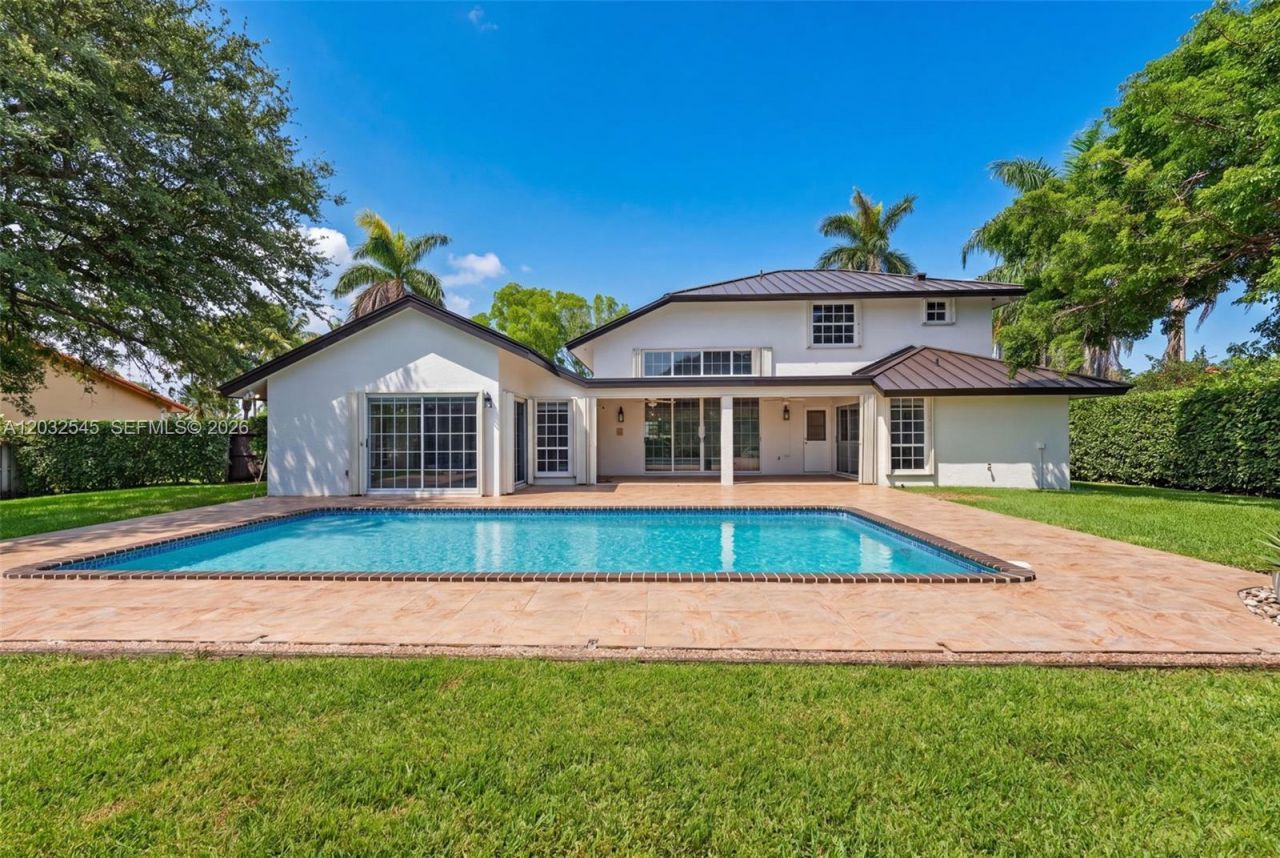 8224 SW 178th Ter, Palmetto Bay, FL 33157 Photo