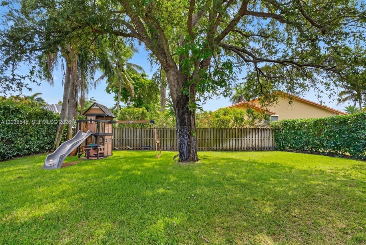 8224 SW 178th Ter, Palmetto Bay, FL 33157 Photo