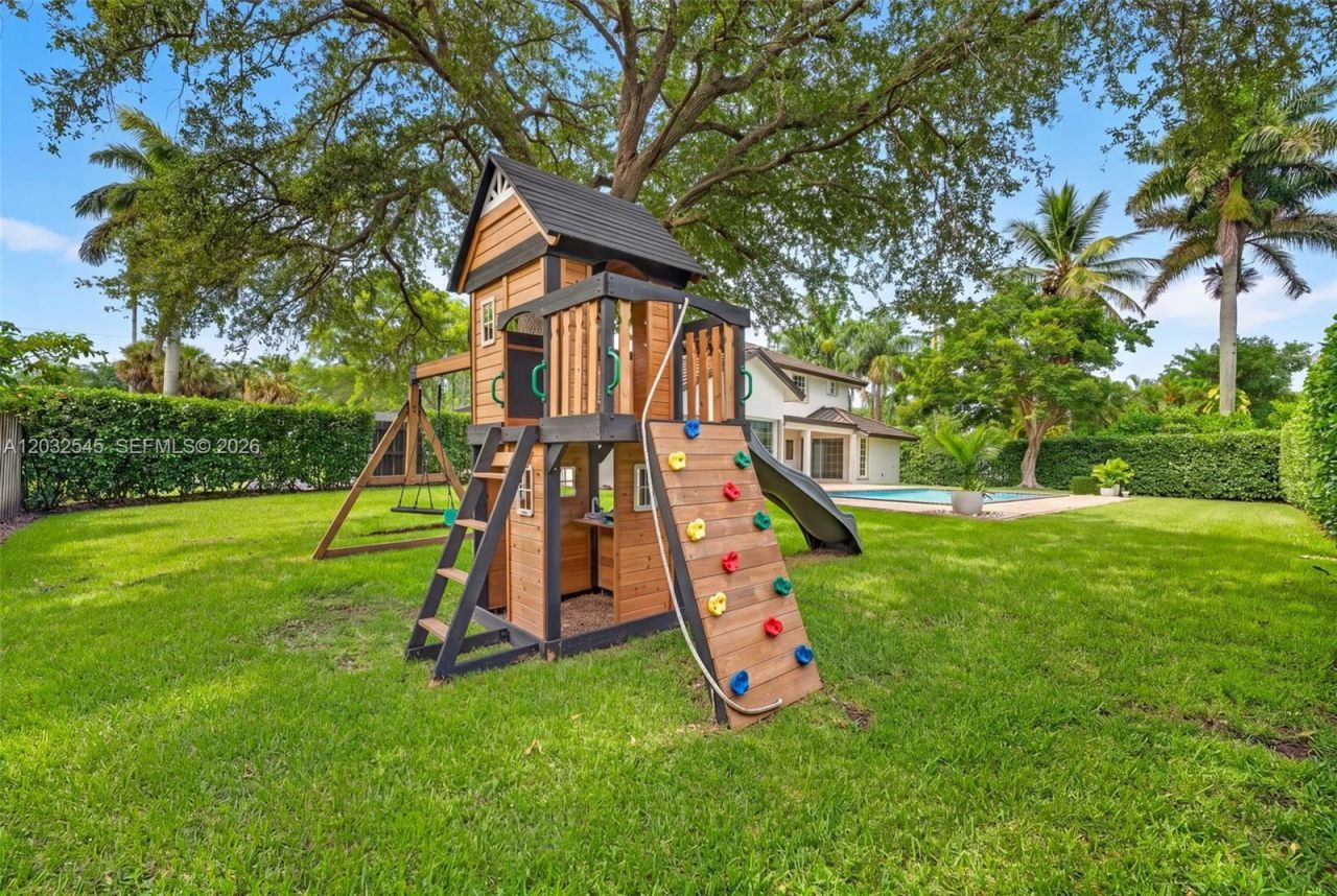 8224 SW 178th Ter, Palmetto Bay, FL 33157 Photo