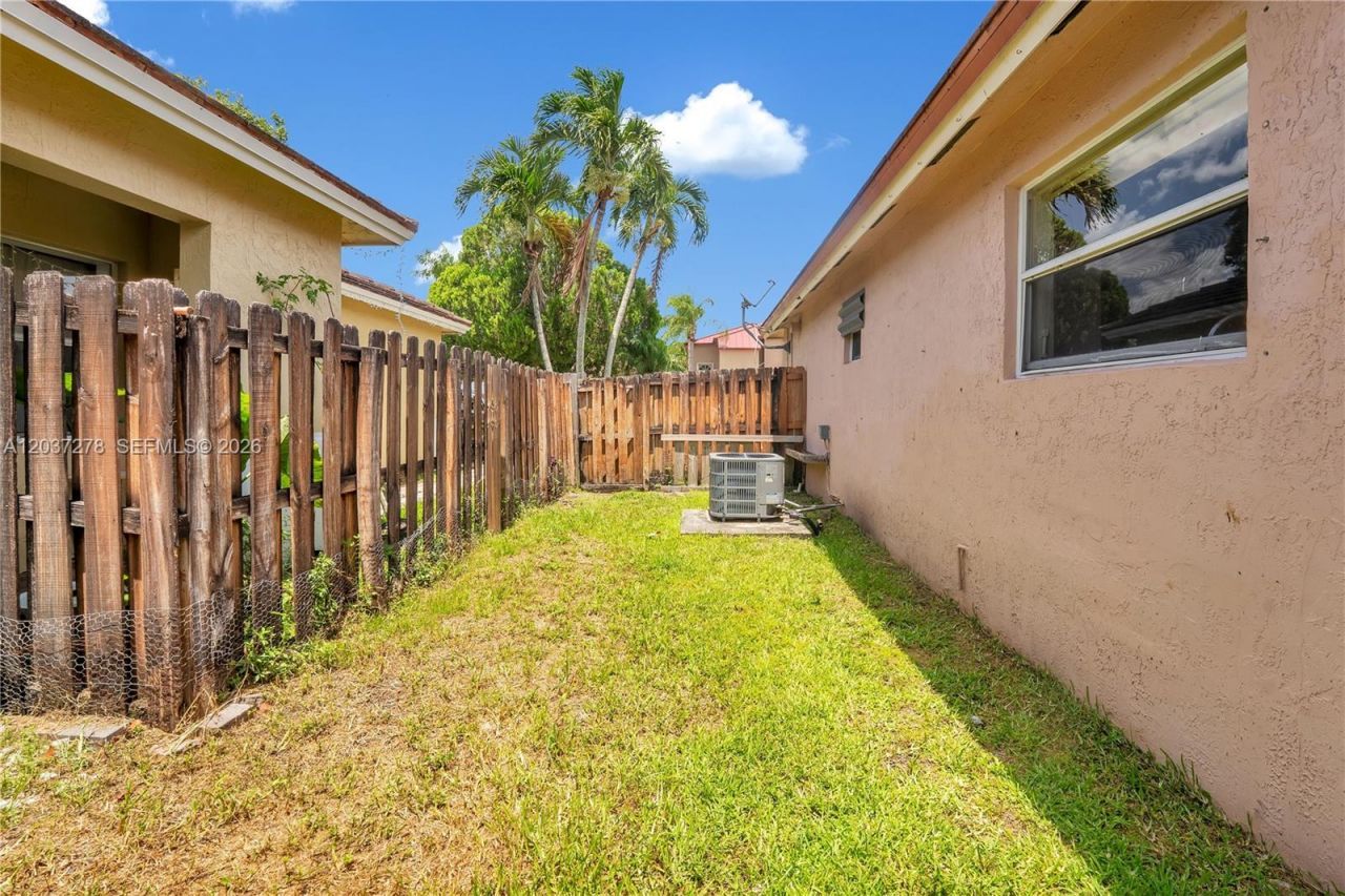 14530 SW 156th Ave, Miami, FL 33196 Photo