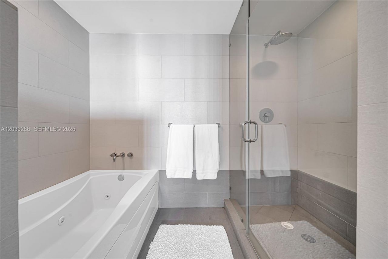 Please Call For Address, Unit 1803, Miami, FL 33131 Photo