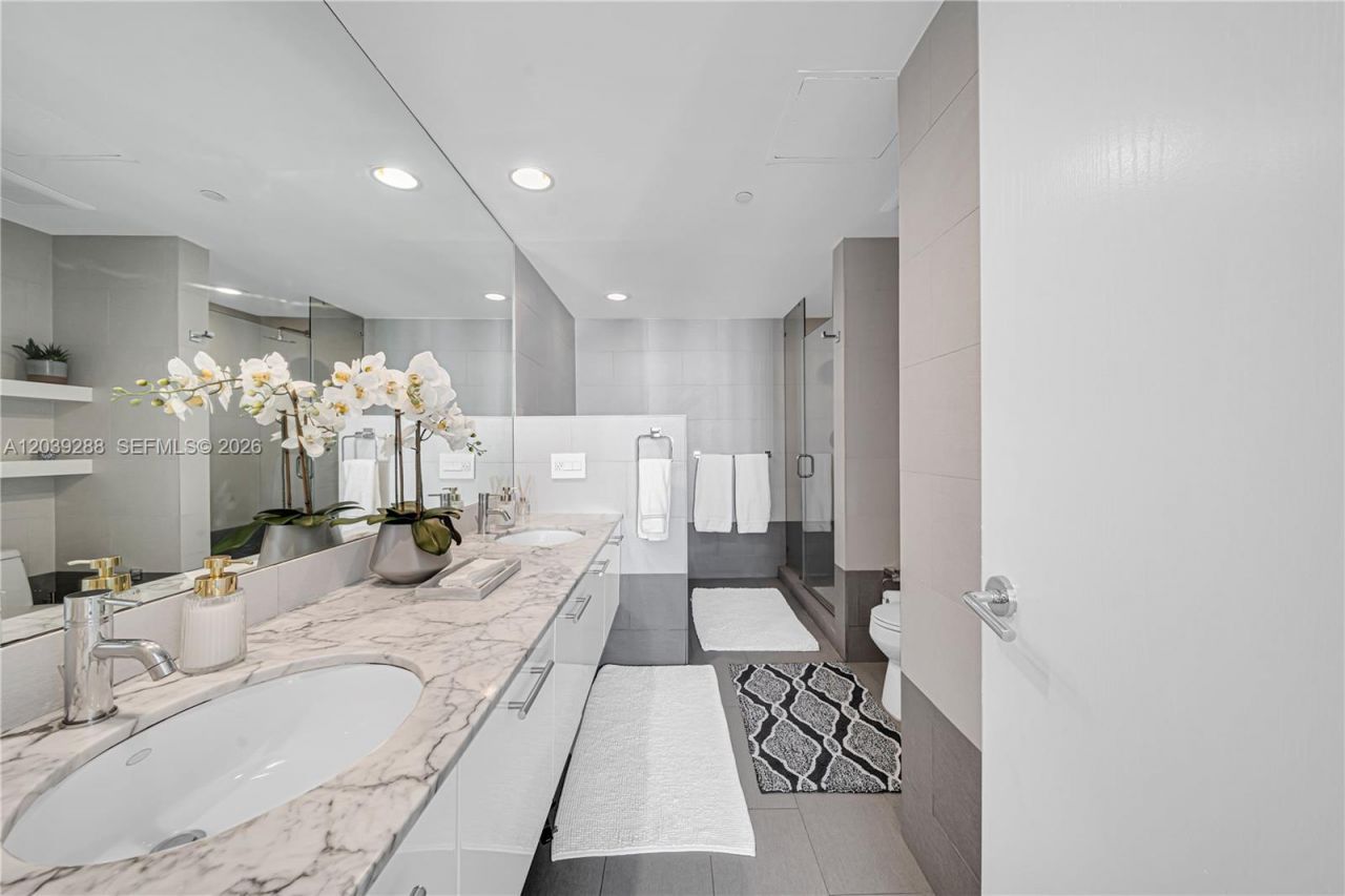 Please Call For Address, Unit 1803, Miami, FL 33131 Photo