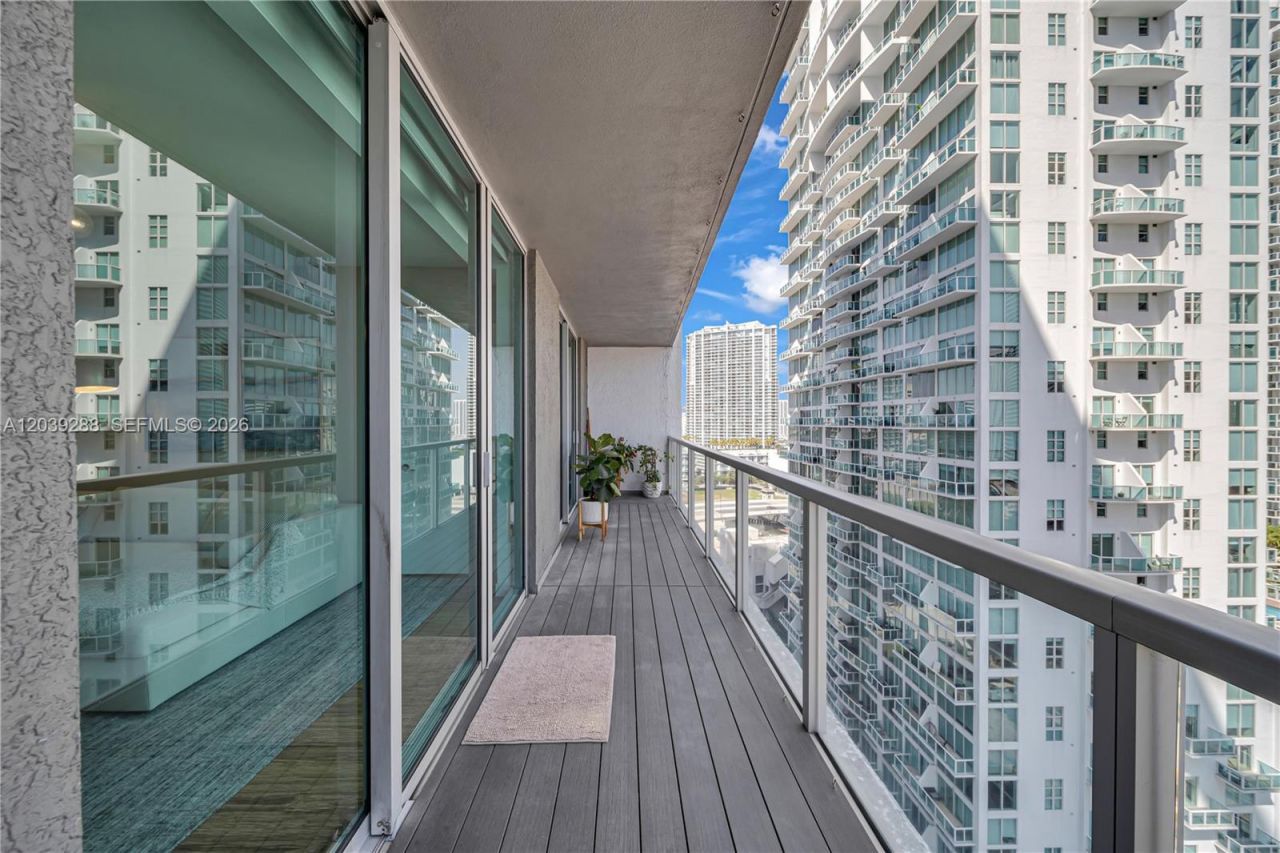 Please Call For Address, Unit 1803, Miami, FL 33131 Photo