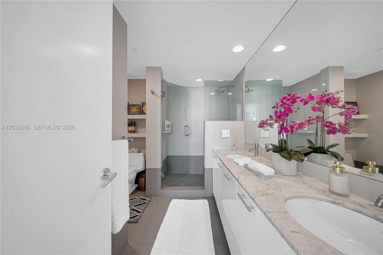 Please Call For Address, Unit 1803, Miami, FL 33131 Photo