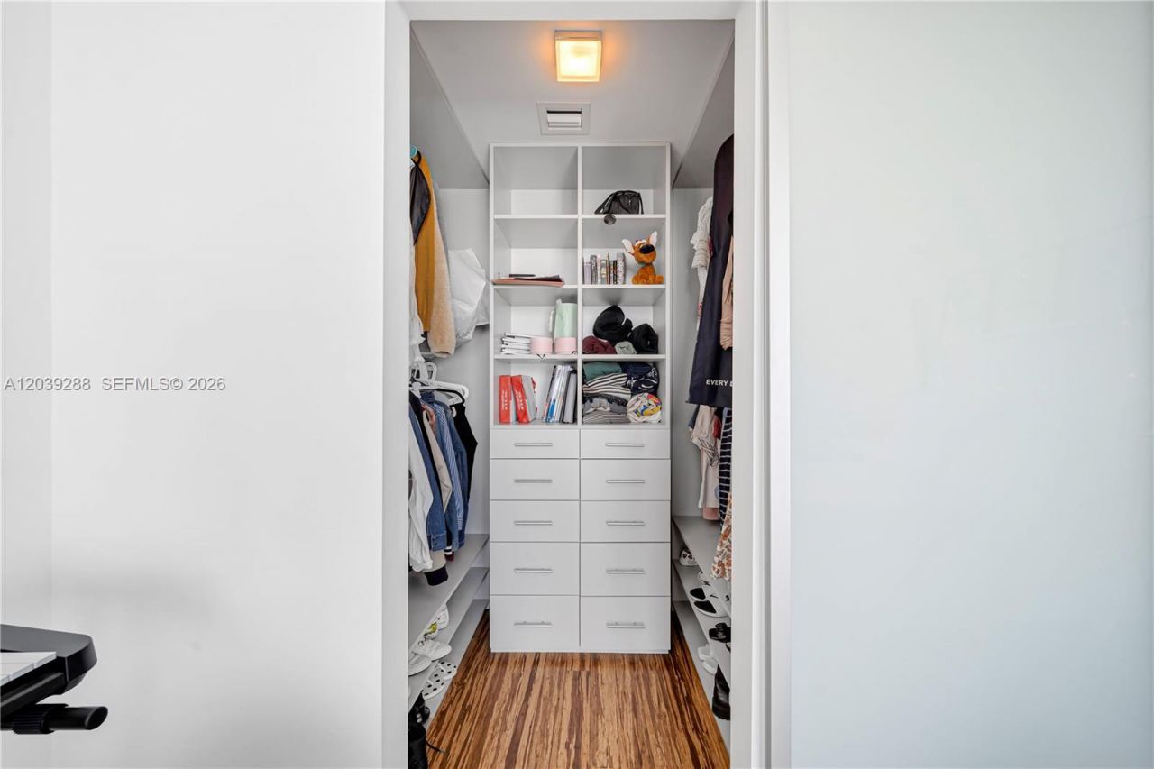 Please Call For Address, Unit 1803, Miami, FL 33131 Photo