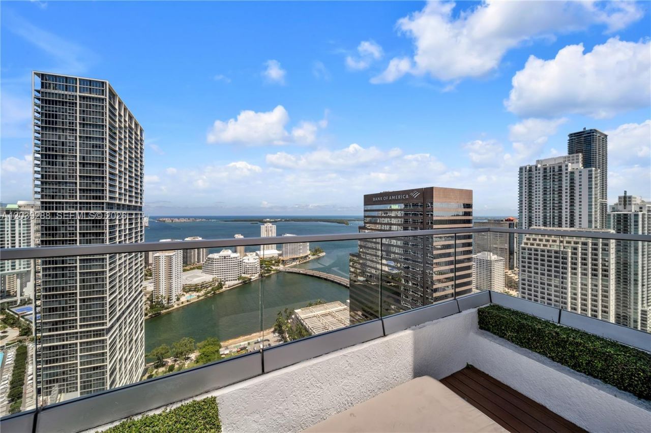 Please Call For Address, Unit 1803, Miami, FL 33131 Photo