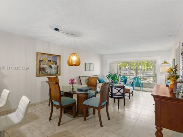 8846 W Mcnab Rd, Unit 206, Tamarac, FL 33321
