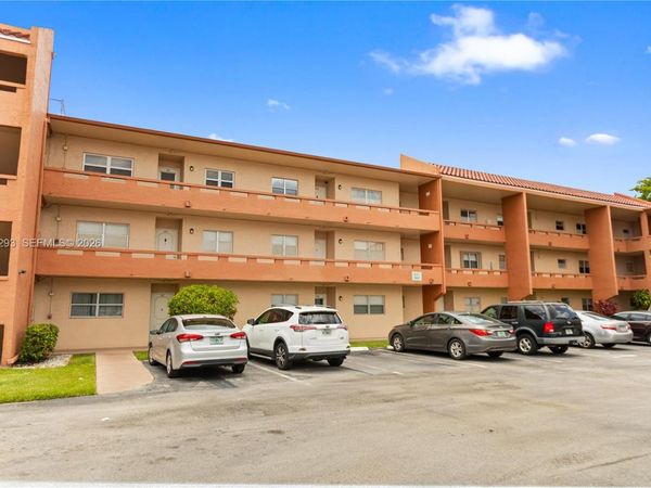 8846 W Mcnab Rd , Unit 206, Tamarac, FL 33321