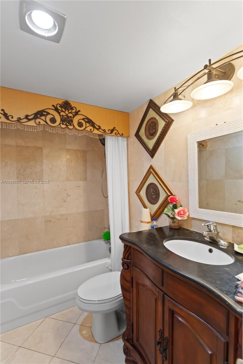 8846 W Mcnab Rd, Unit 206, Tamarac, FL 33321 Photo