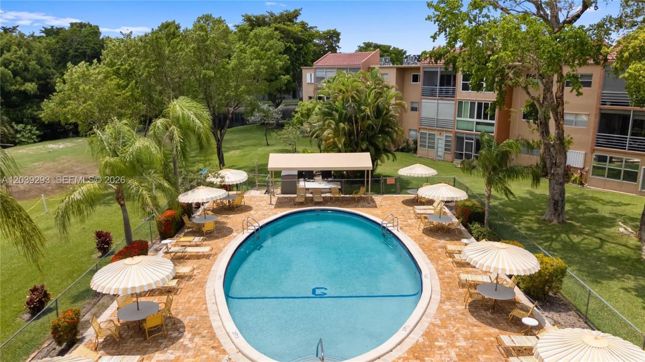 8846 W Mcnab Rd, Unit 206, Tamarac, FL 33321 Photo