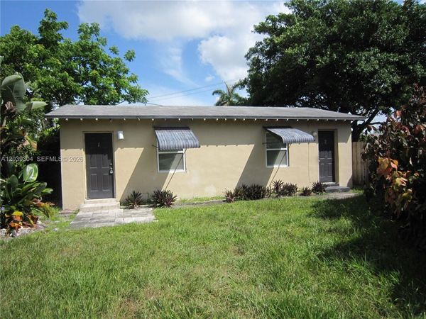 411 Columbus Pkwy , Unit 1, Hollywood, FL 33021