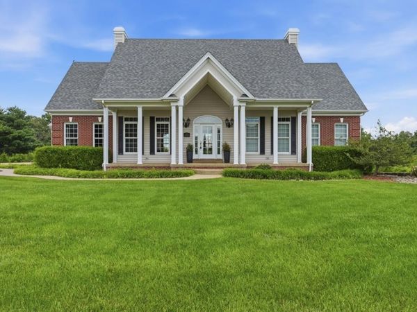 107 Fairway Drive , Hodgenville, KY 42748