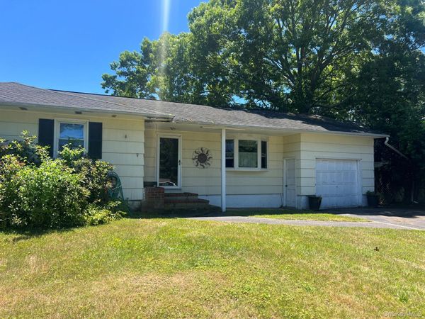 68 Alcolade Drive E, Shirley, NY 11967