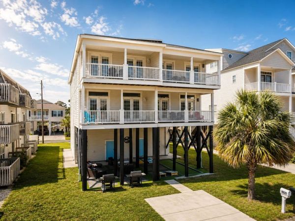 4620 Surf St. , North Myrtle Beach, SC 29582