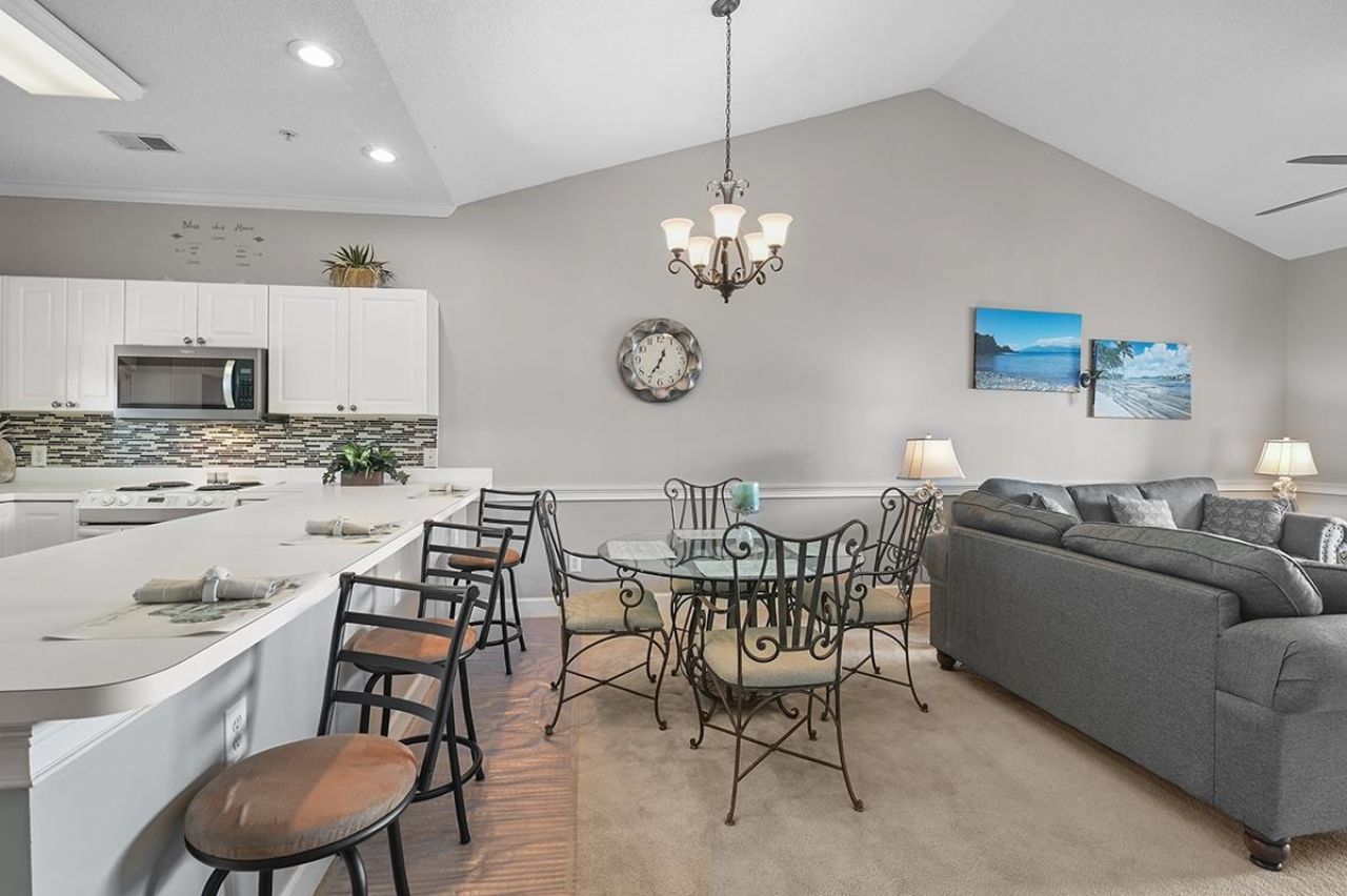4830 Carnation Circle  Photo 11