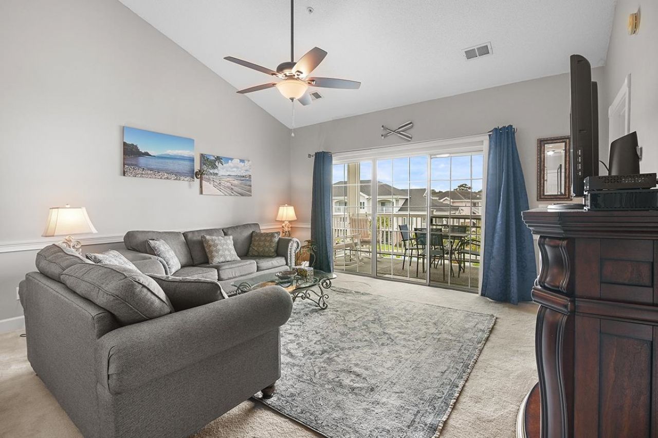 4830 Carnation Circle  Photo 12