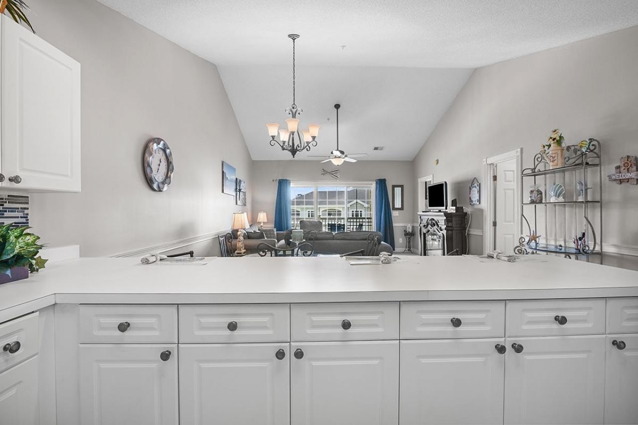 4830 Carnation Circle  Photo 9