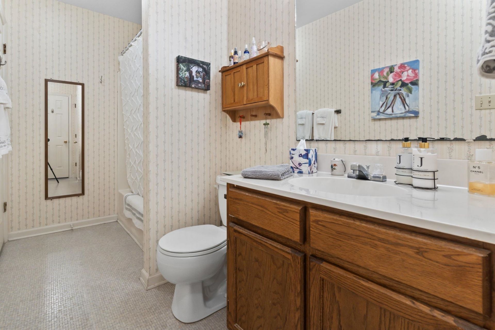 712 S Dogwood Dr. Photo 11