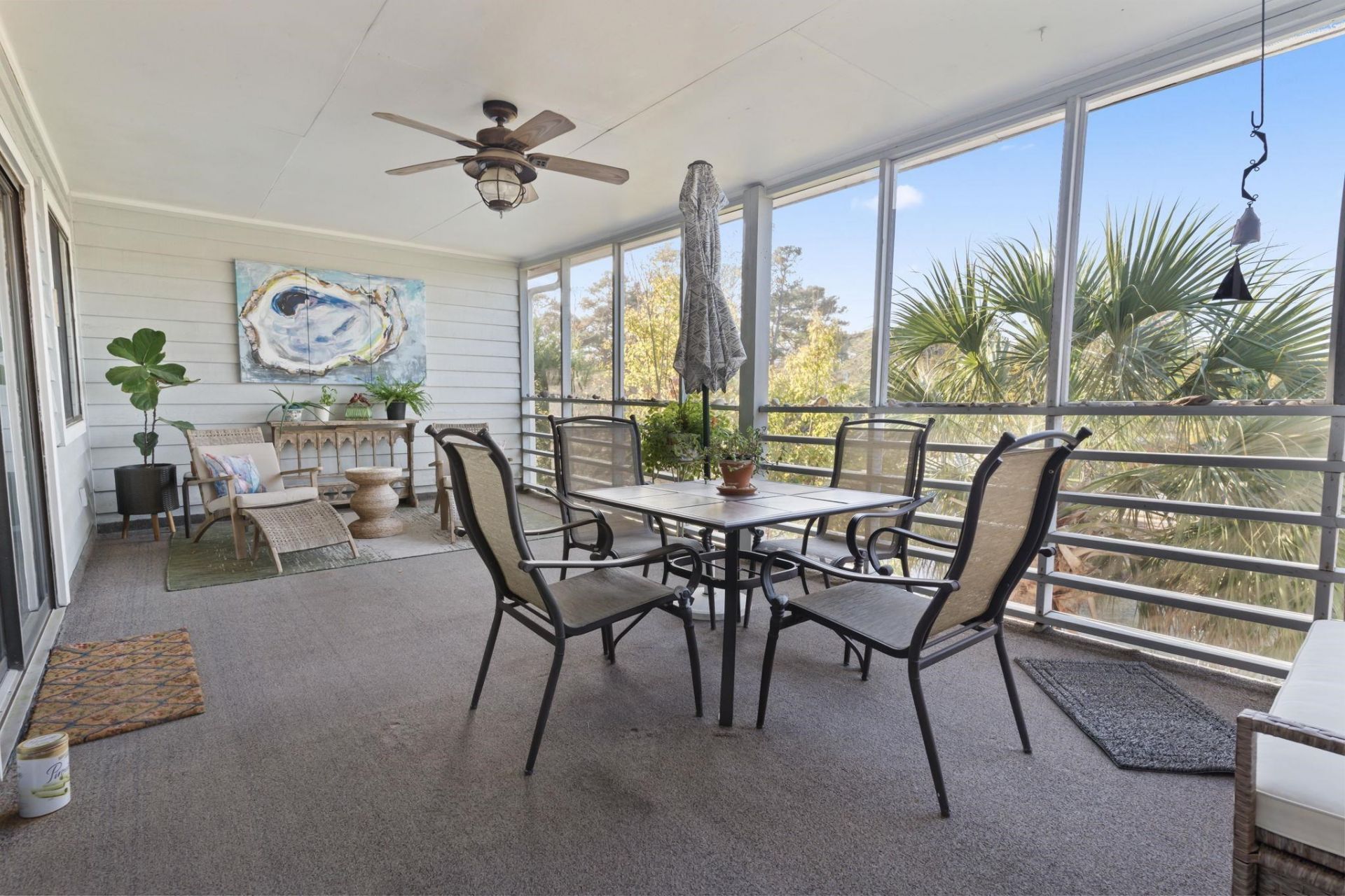 712 S Dogwood Dr. Photo 4