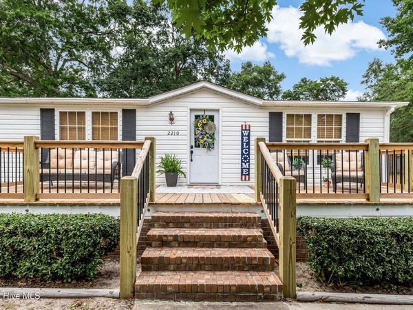2210 Forest Drive SW, Supply, NC 28462