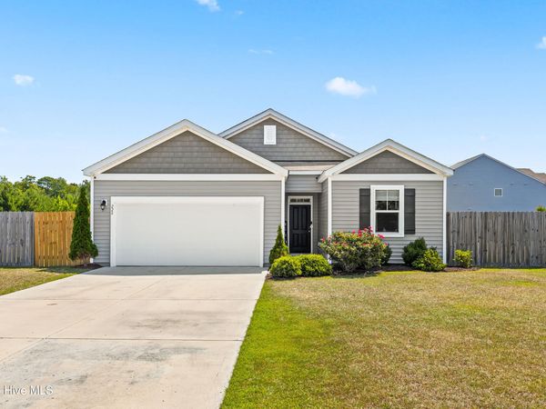 228 Cheswick Drive, Holly Ridge, NC 28445