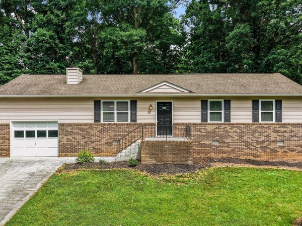 10725 Bell Valley Drive, Knoxville, TN 37934