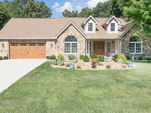 104 Kenwood Drive, Crossville, TN 38558