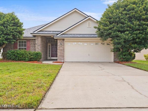 945 RAINDROP Lane, Middleburg, FL 32068