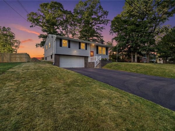 503 Greenwood Drive Ext , Cranberry Twp, PA 16066