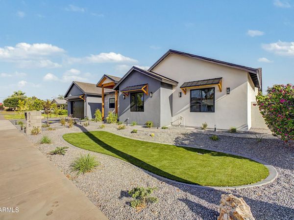 5145 E PINCHOT Avenue, Phoenix, AZ 85018