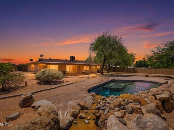 6426 E BAMBI Drive, Mesa, AZ 85215