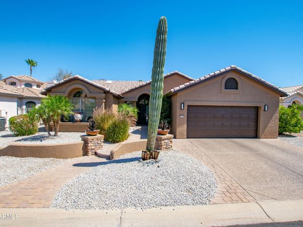 15318 W FAIRMOUNT Avenue, Goodyear, AZ 85395