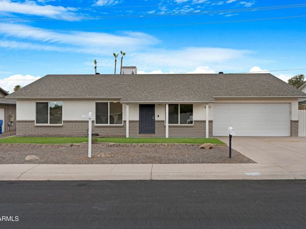 4327 E LA PUENTE Avenue, Phoenix, AZ 85044