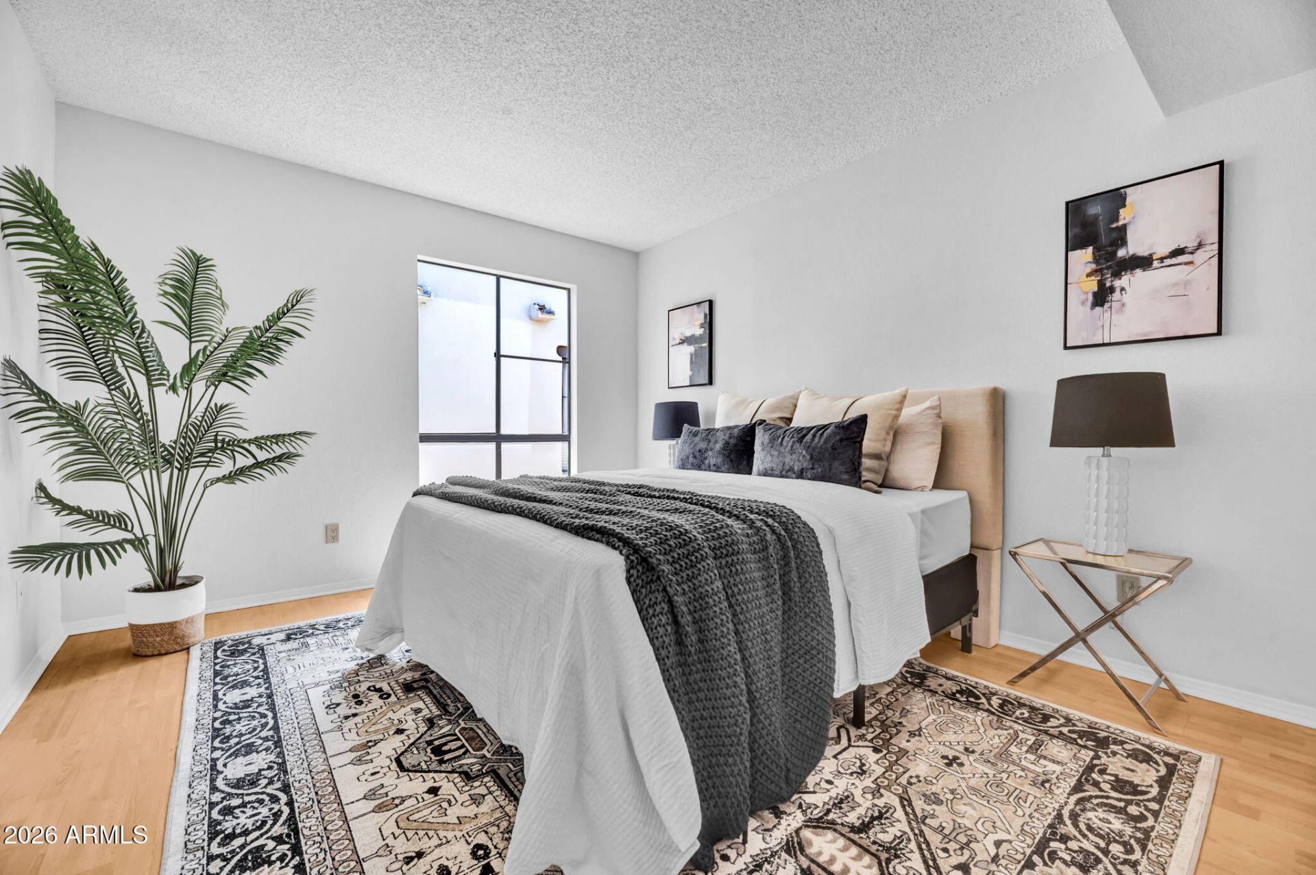 7300 N Dreamy Draw Drive, Unit 213, Phoenix, AZ 85020 Main Photo