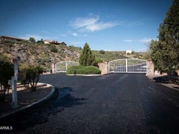 15095 E COUNTRYSIDE Road, Unit 136, Mayer, AZ 86333