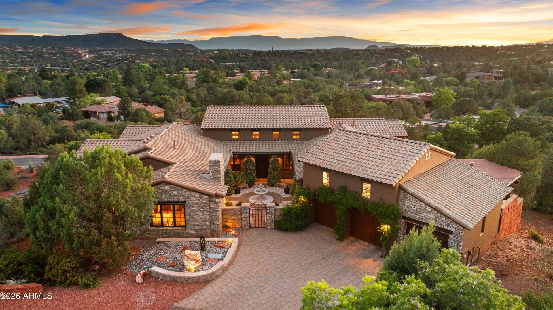 90 Bronco Drive, Sedona, AZ 86336 Main Photo