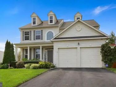 10 MANORWOOD DRIVE, FREDERICKSBURG, VA 22406