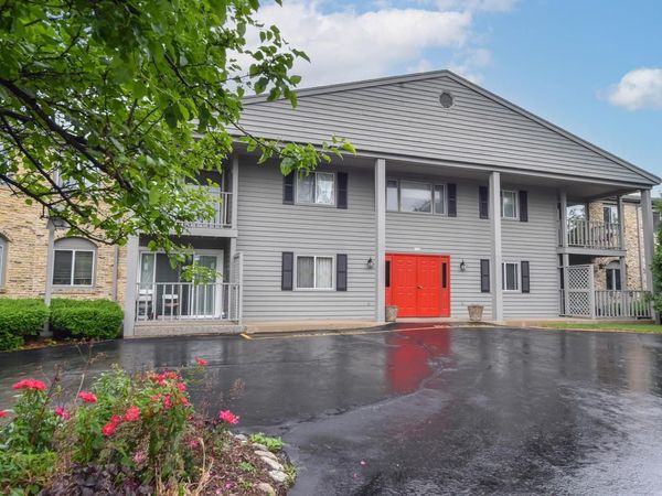 7234 N Green Bay AVENUE, Unit 105, Glendale, WI 53209